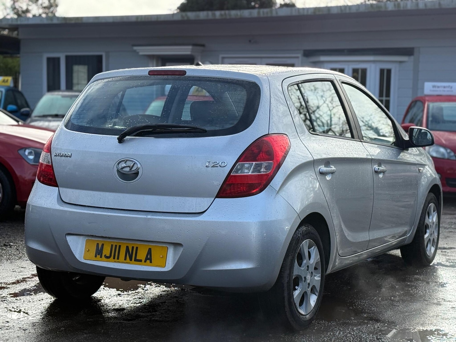 Used Hyundai i20 2011 for sale - 77470450: Photo 9