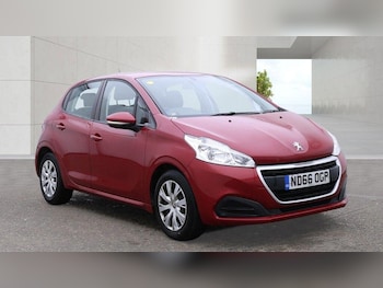 Used Peugeot 208 2017 for sale - 79452586: Photo