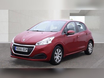 Used Peugeot 208 2017 for sale - 79452586: Photo