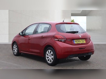 Used Peugeot 208 2017 for sale - 79452586: Photo