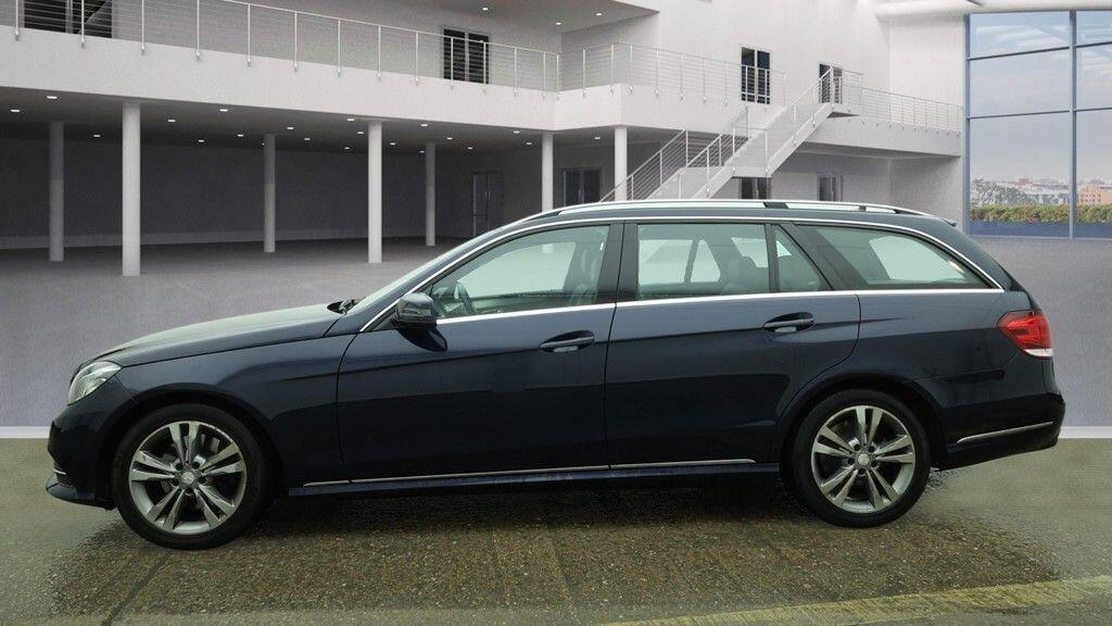 Used Mercedes-Benz E Class 2014 for sale - 77657672: Photo 19
