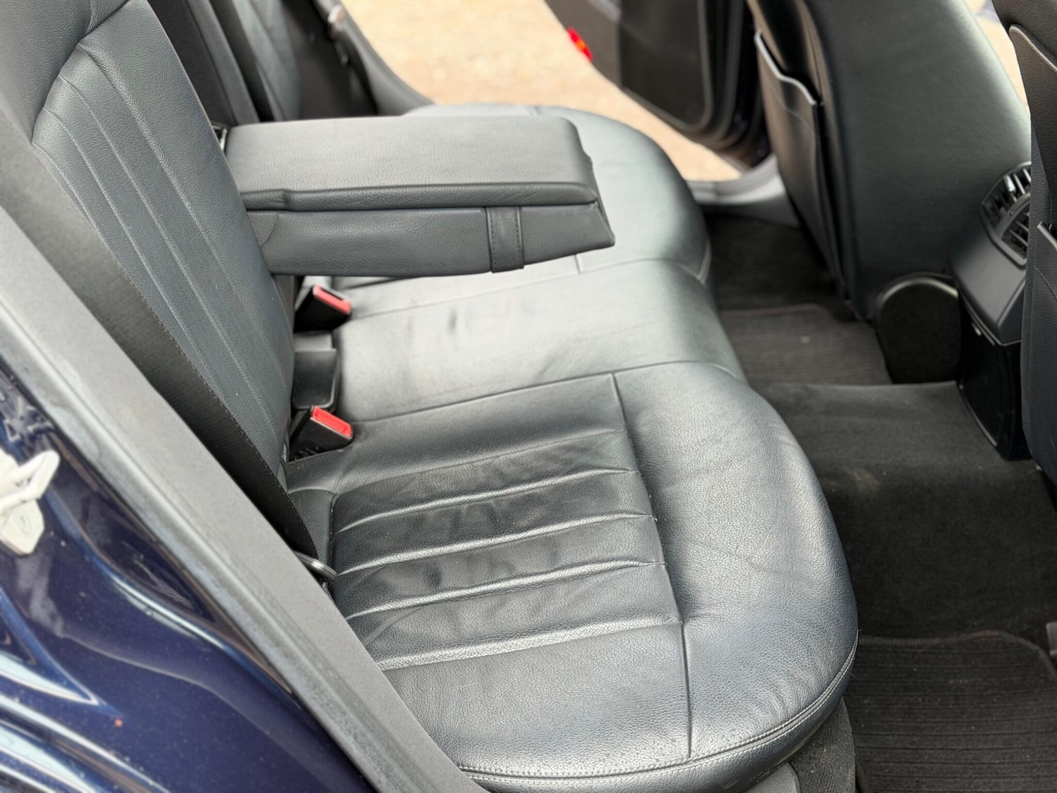 Used Mercedes-Benz E Class 2014 for sale - 77657672: Photo 28