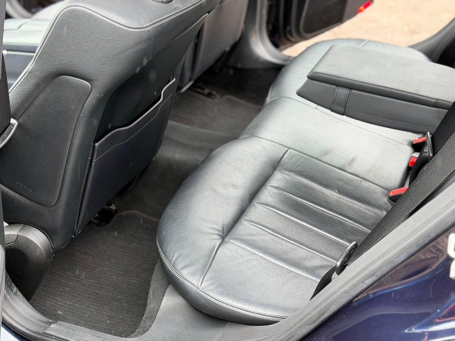 Used Mercedes-Benz E Class 2014 for sale - 77657672: Photo 29