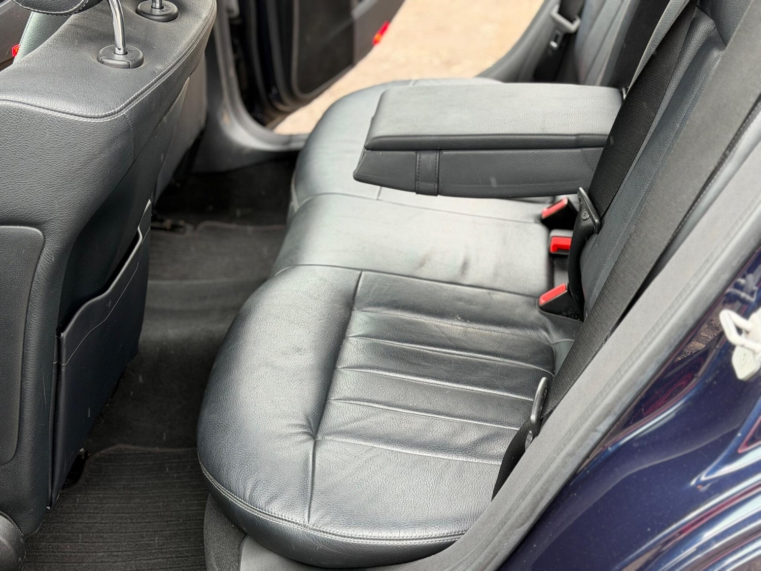 Used Mercedes-Benz E Class 2014 for sale - 77657672: Photo 30