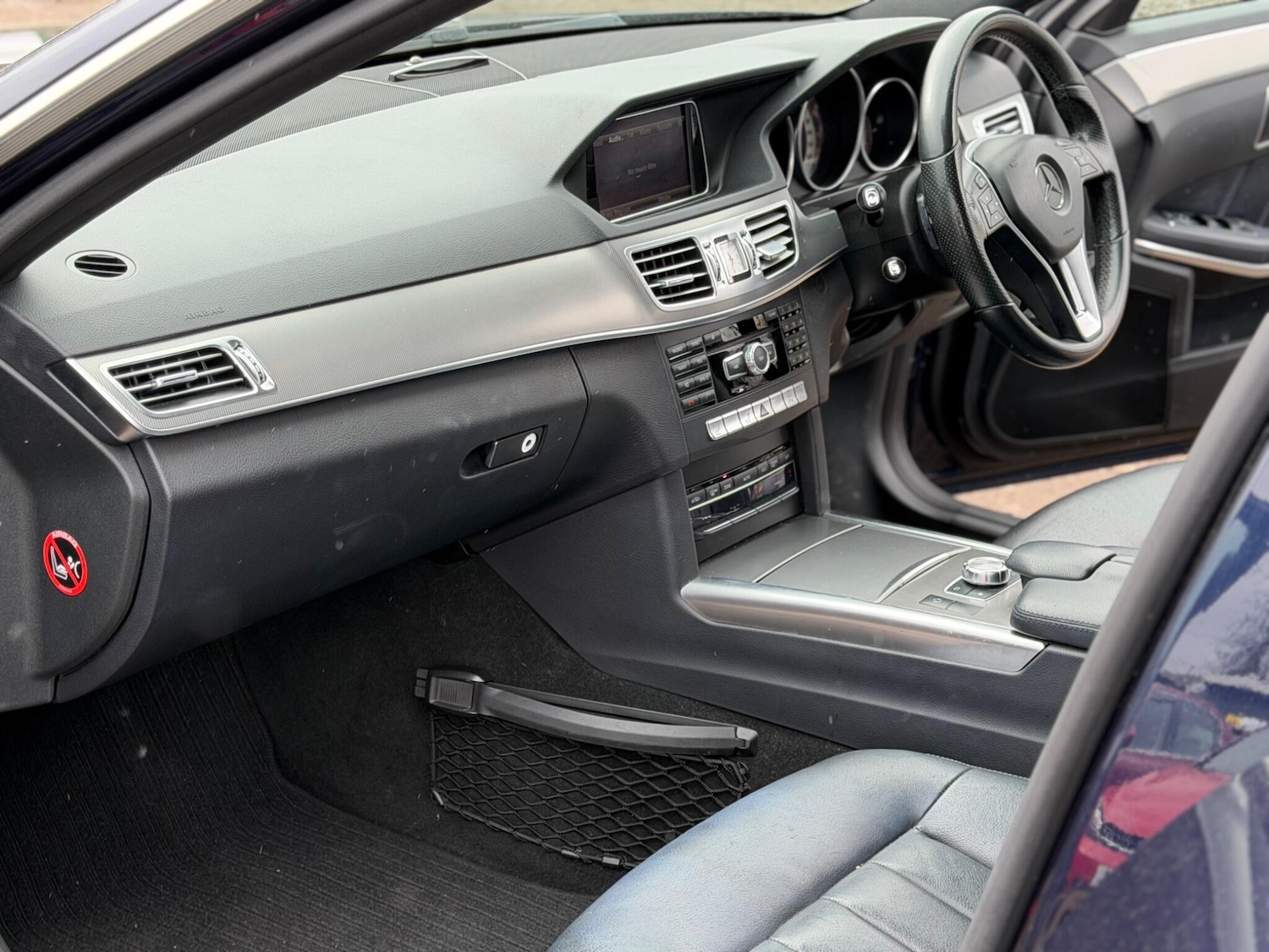 Used Mercedes-Benz E Class 2014 for sale - 77657672: Photo 31