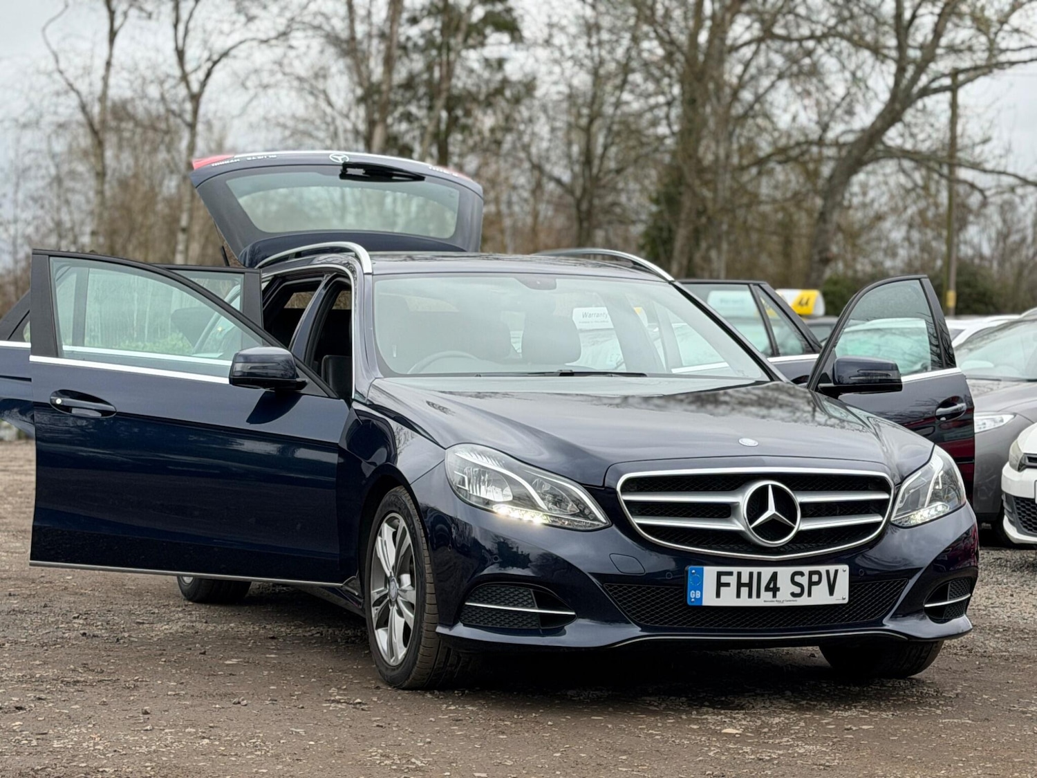 Used Mercedes-Benz E Class 2014 for sale - 77657672: Photo 33