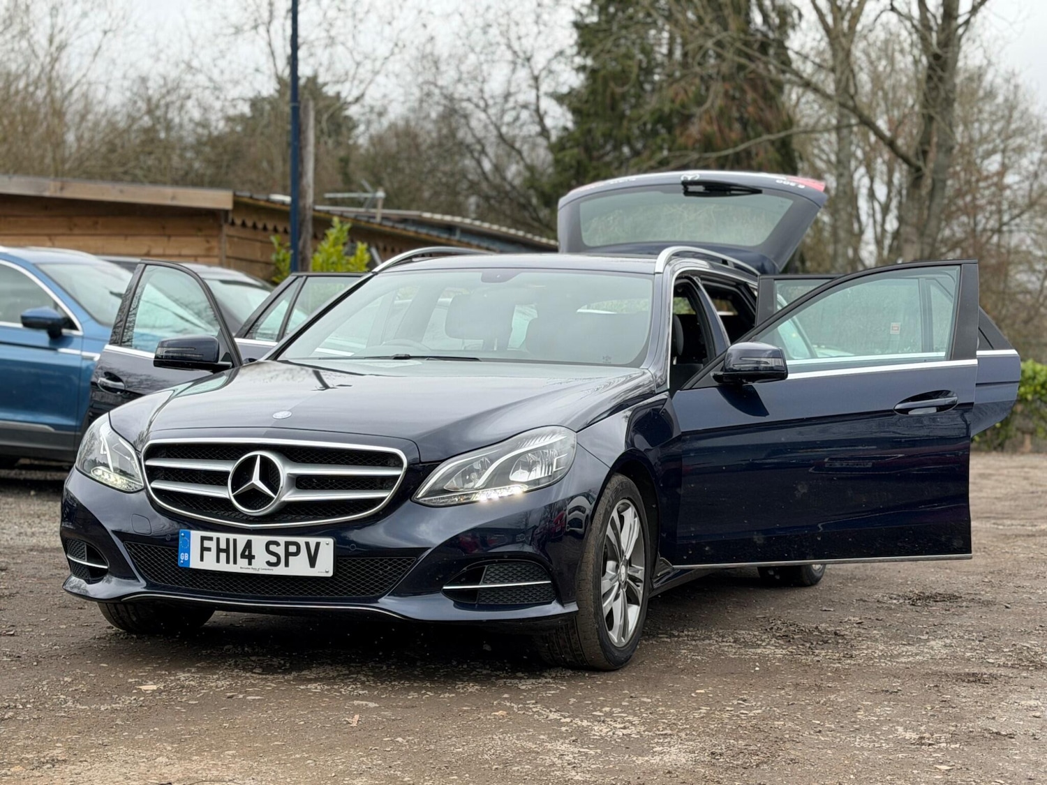 Used Mercedes-Benz E Class 2014 for sale - 77657672: Photo 35