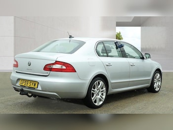 Used Skoda Superb 2009 for sale - 79033716: Photo