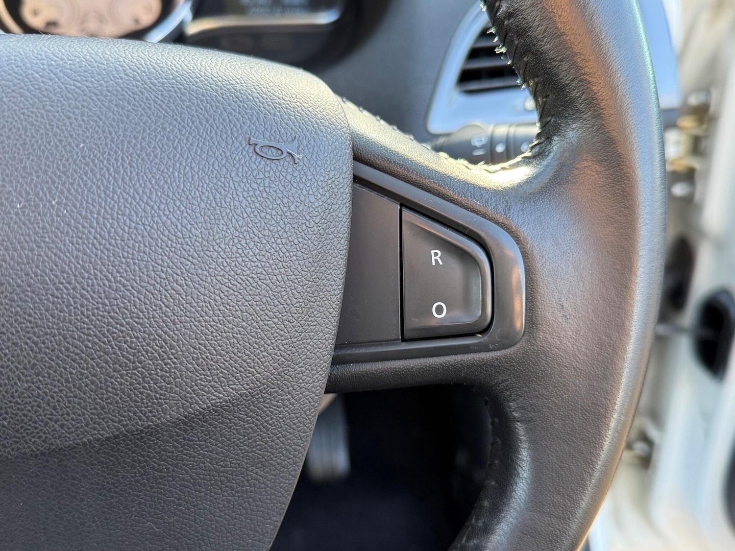 Used Renault Megane 2016 for sale - 77470442: Photo 15