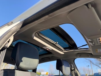 Used Renault Megane 2016 for sale - 77470442: Photo