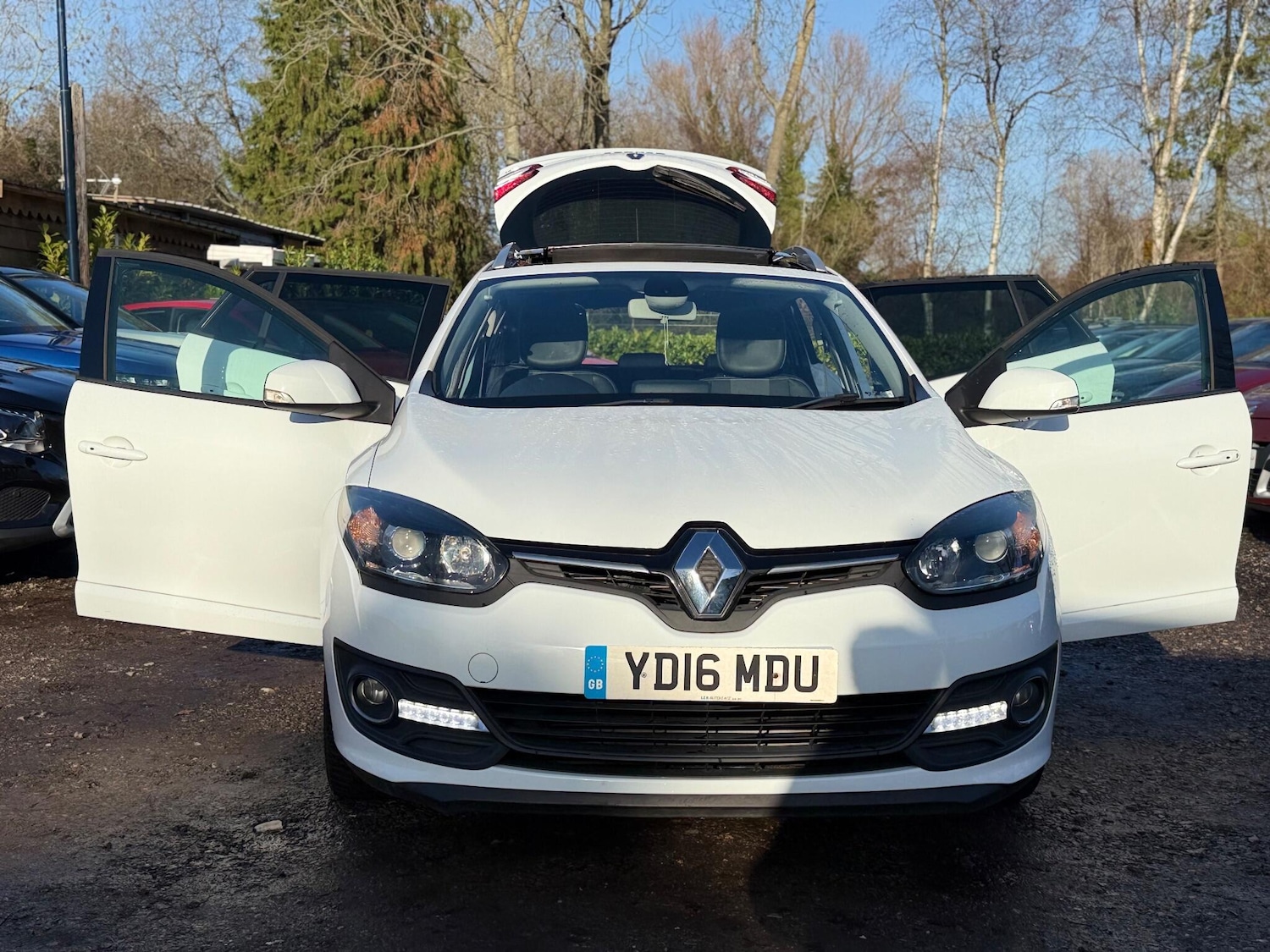 Used Renault Megane 2016 for sale - 77470442: Photo 3