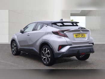 Used Toyota C-HR 2017 for sale - 79453606: Photo