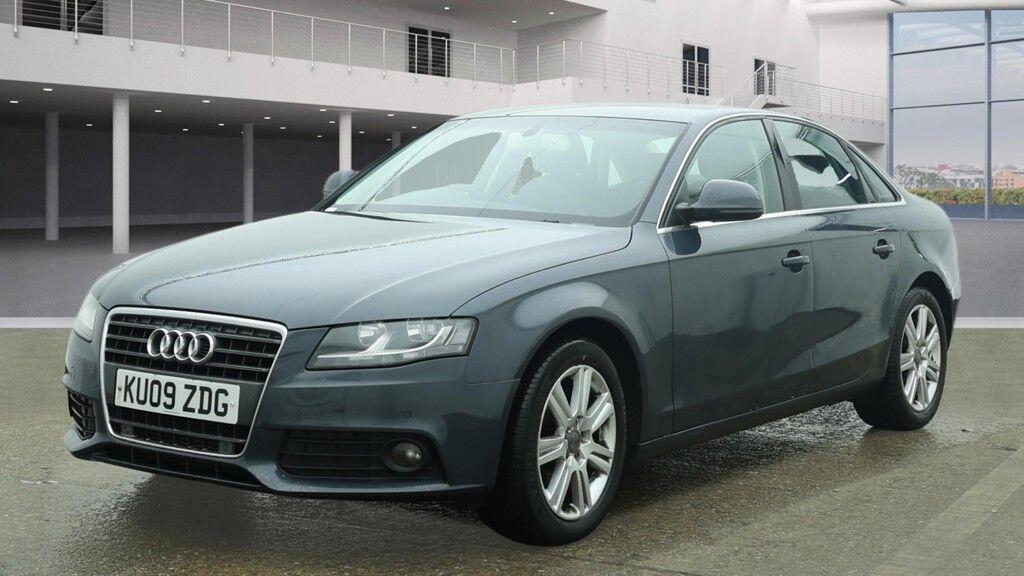 Used Audi A4 2009 for sale - 77470470: Photo 2