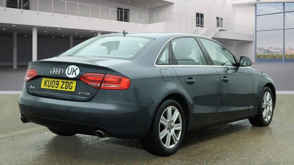 Used Audi A4 2009 for sale - 77470470: Photo 4