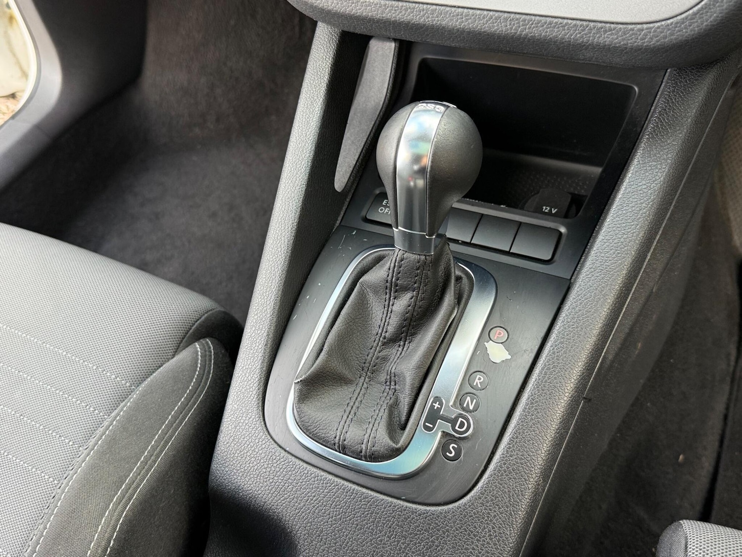 Used Volkswagen Scirocco 2010 for sale - 77470445: Photo 22