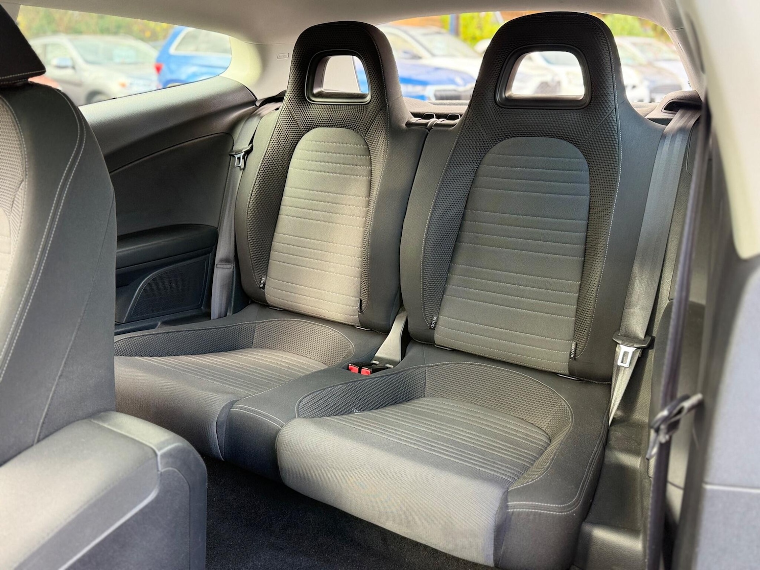 Used Volkswagen Scirocco 2010 for sale - 77470445: Photo 29