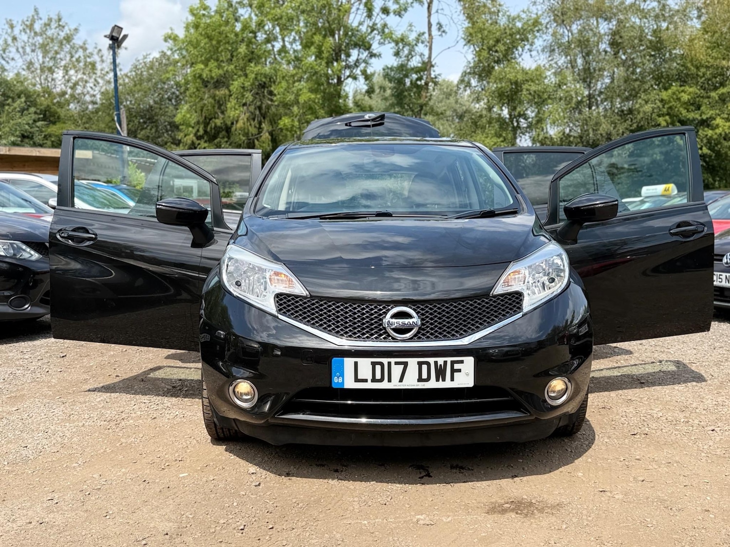 Used Nissan Note 2017 for sale - 77470443: Photo 2