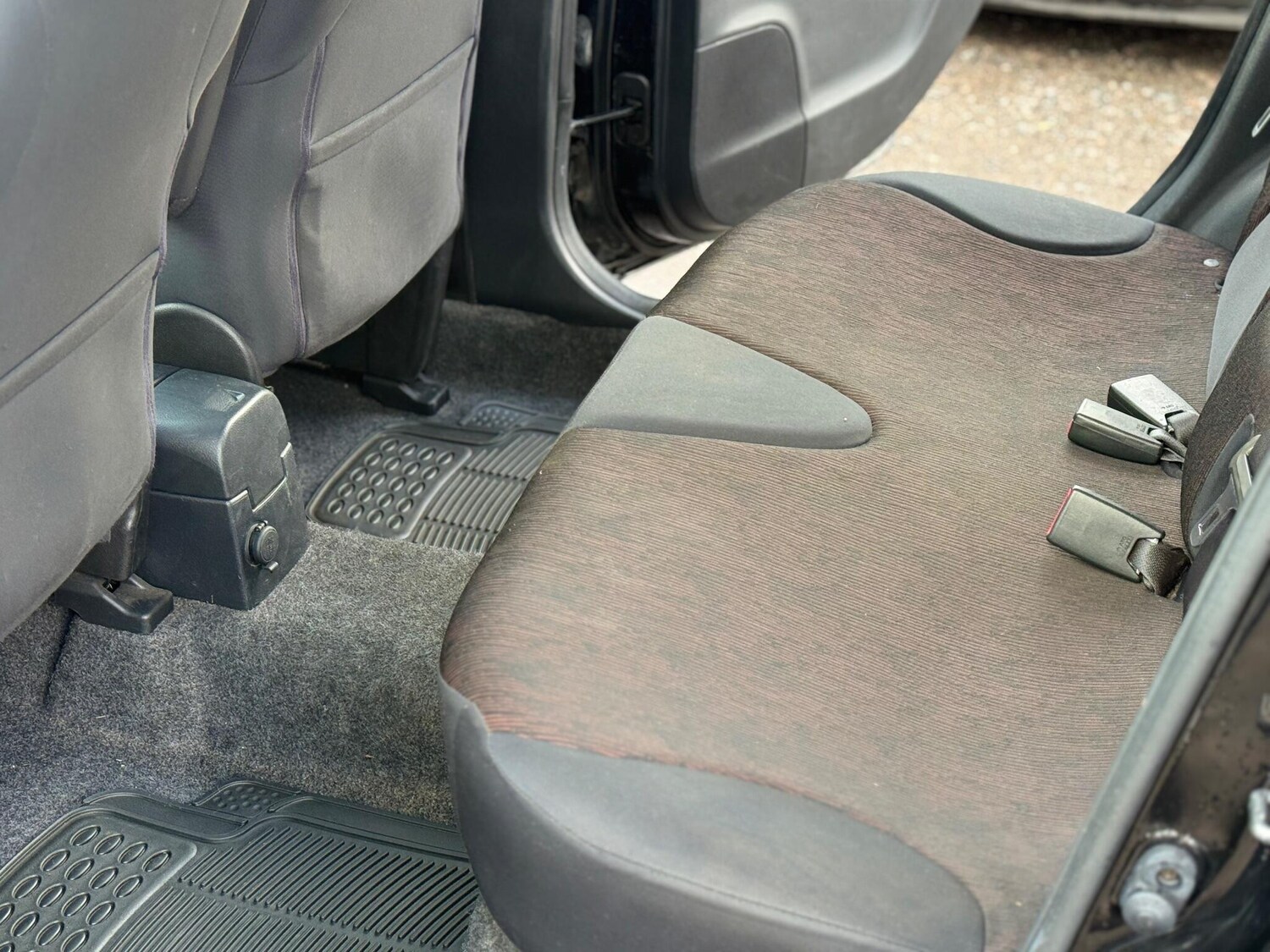 Used Nissan Note 2010 for sale - 77470435: Photo 15