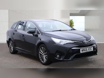 Used Toyota Avensis 2016 for sale - 79132042: Photo