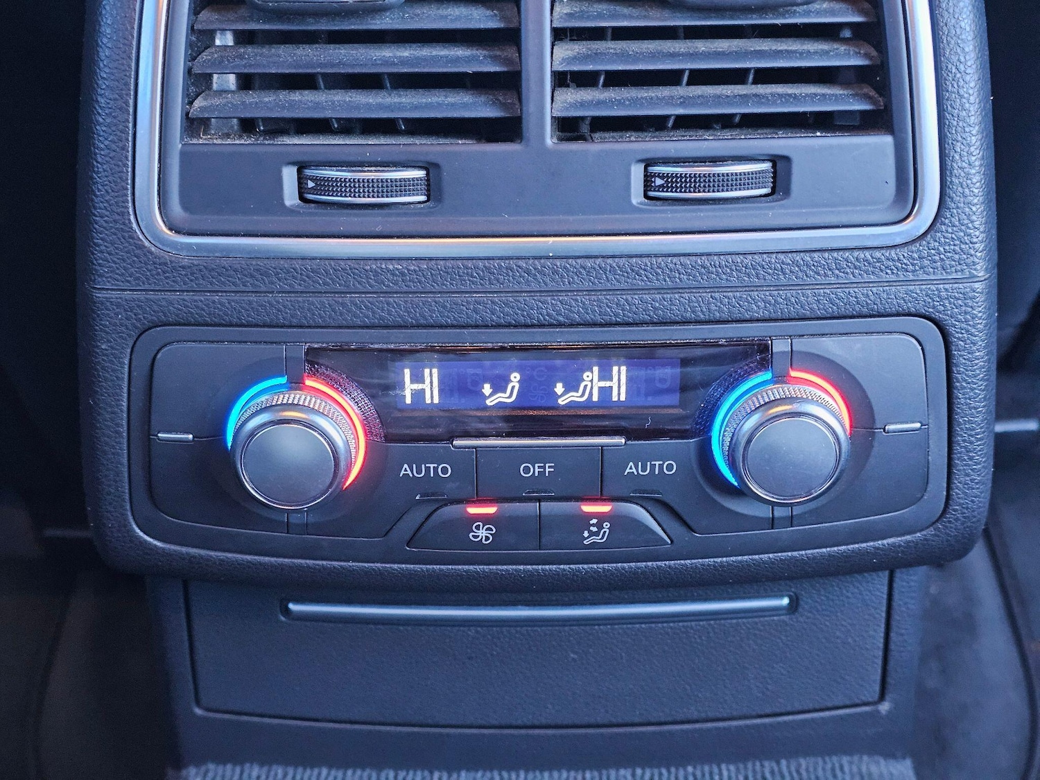 Used Audi A6 Allroad 2015 for sale - 77470441: Photo 35