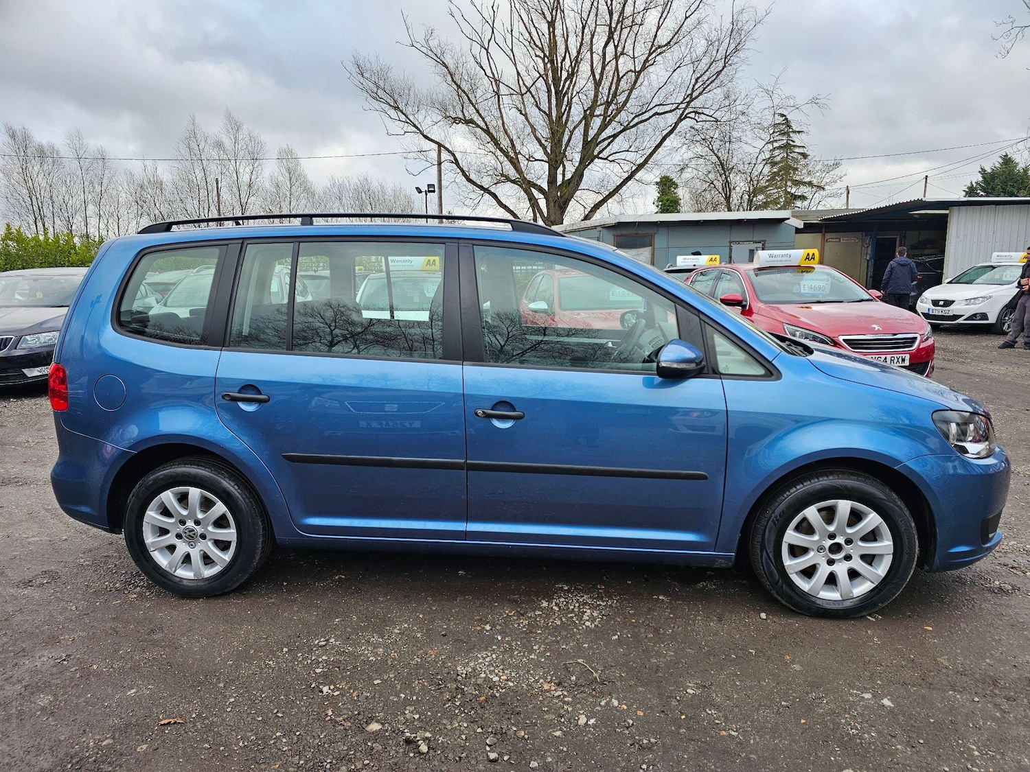 Used Volkswagen Touran 2014 for sale - 77559314: Photo 41
