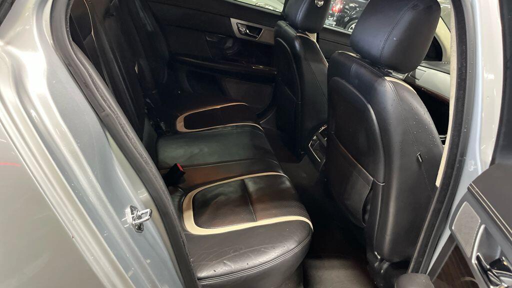 Used Jaguar XF for sale - 78214661: Photo 8