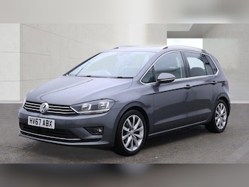 Used Volkswagen Golf SV 2017 for sale - 79532147: Photo