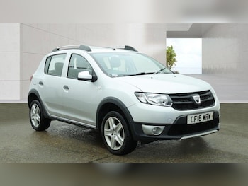 Used Dacia Sandero Stepway 2016 for sale - 78528571: Photo
