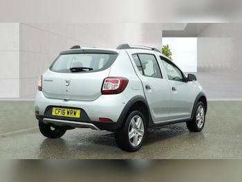 Used Dacia Sandero Stepway 2016 for sale - 78528571: Photo