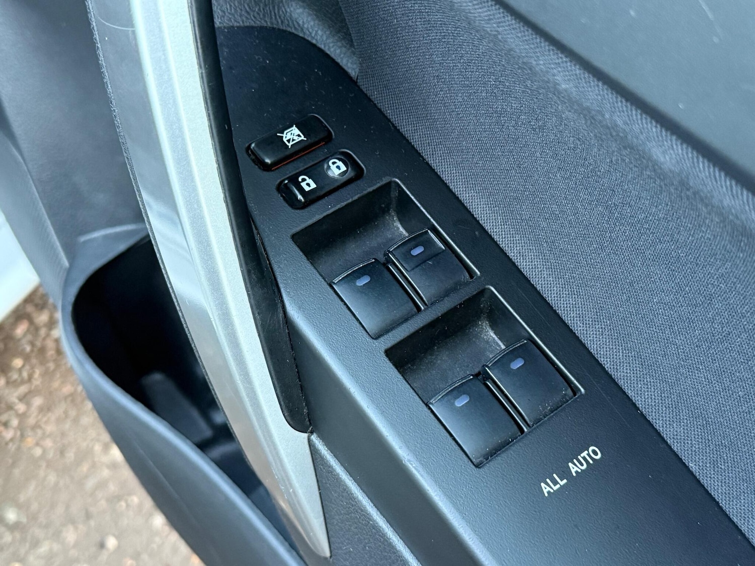 Used Toyota Auris 2015 for sale - 77470452: Photo 12