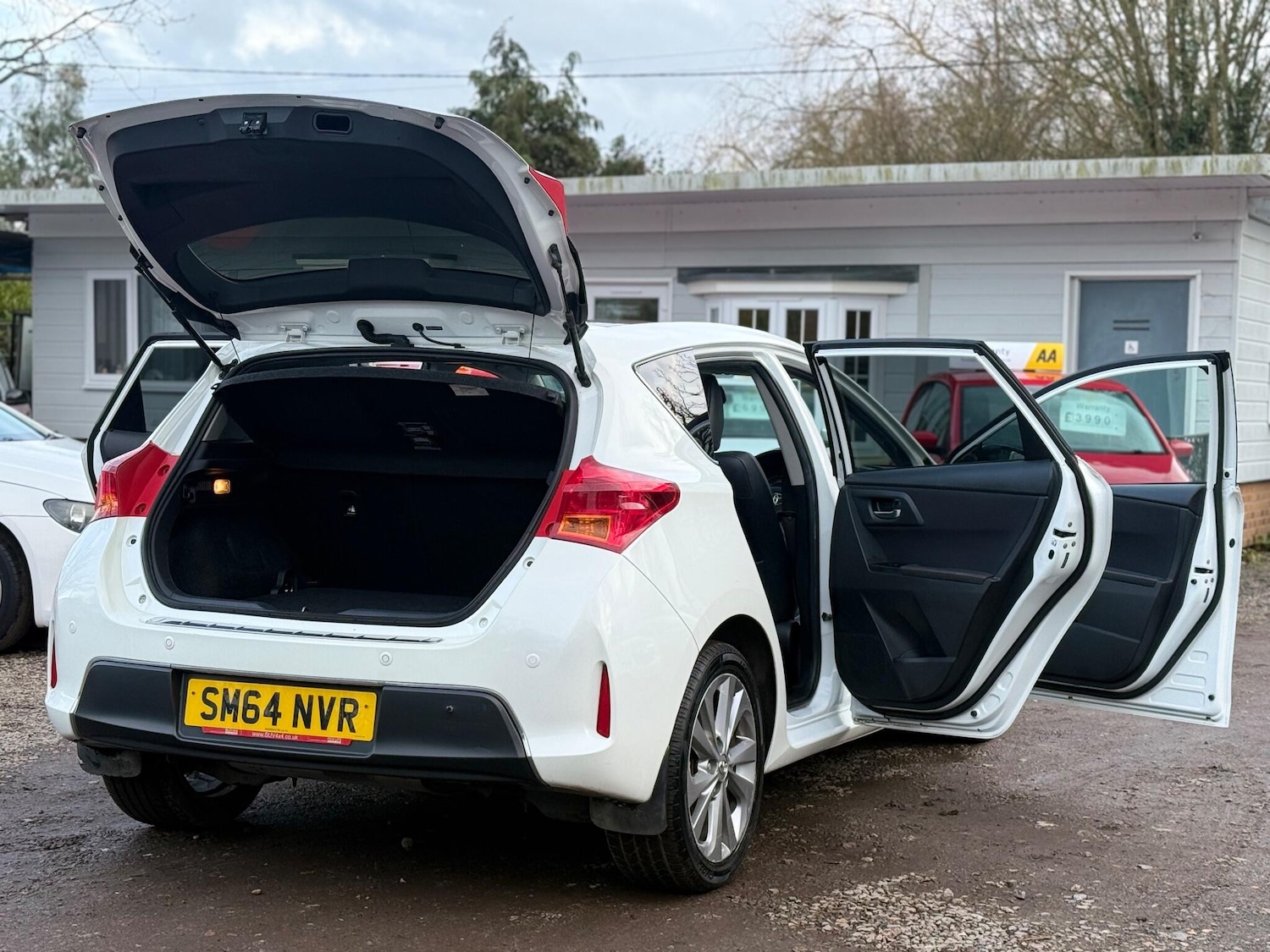 Used Toyota Auris 2015 for sale - 77470452: Photo 39