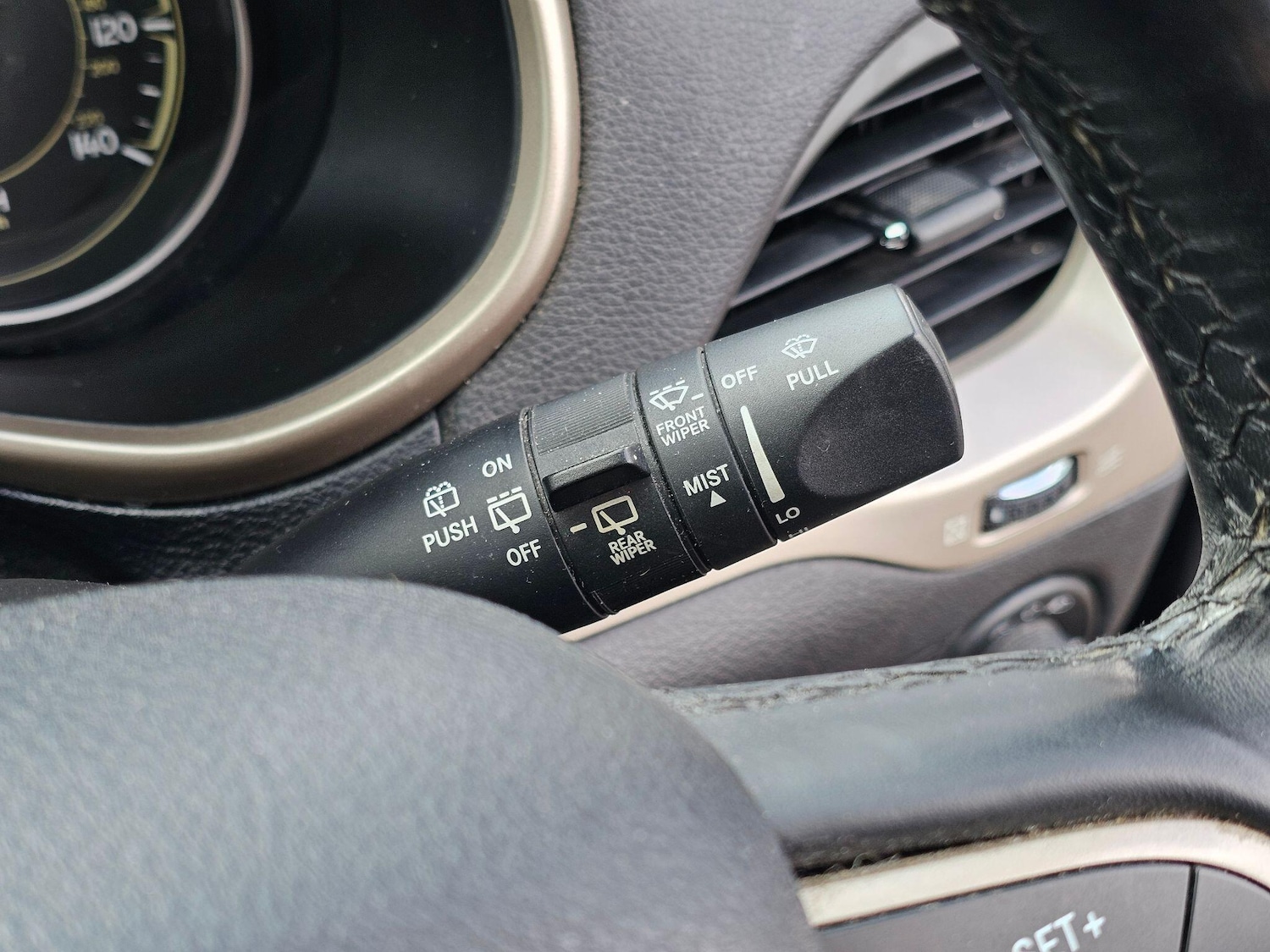 Used Jeep Cherokee 2015 for sale - 77469260: Photo 20