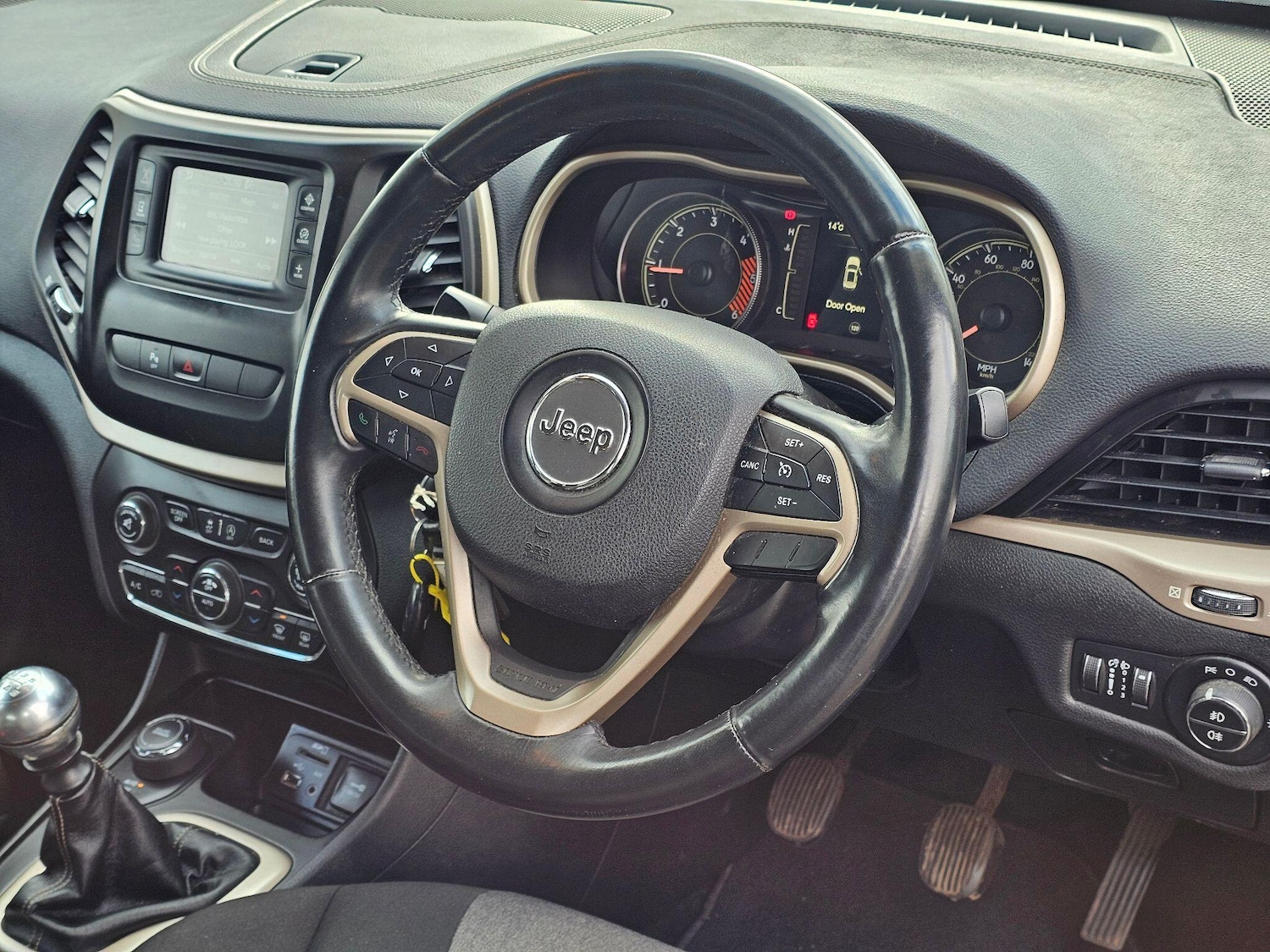 Used Jeep Cherokee 2015 for sale - 77469260: Photo 22