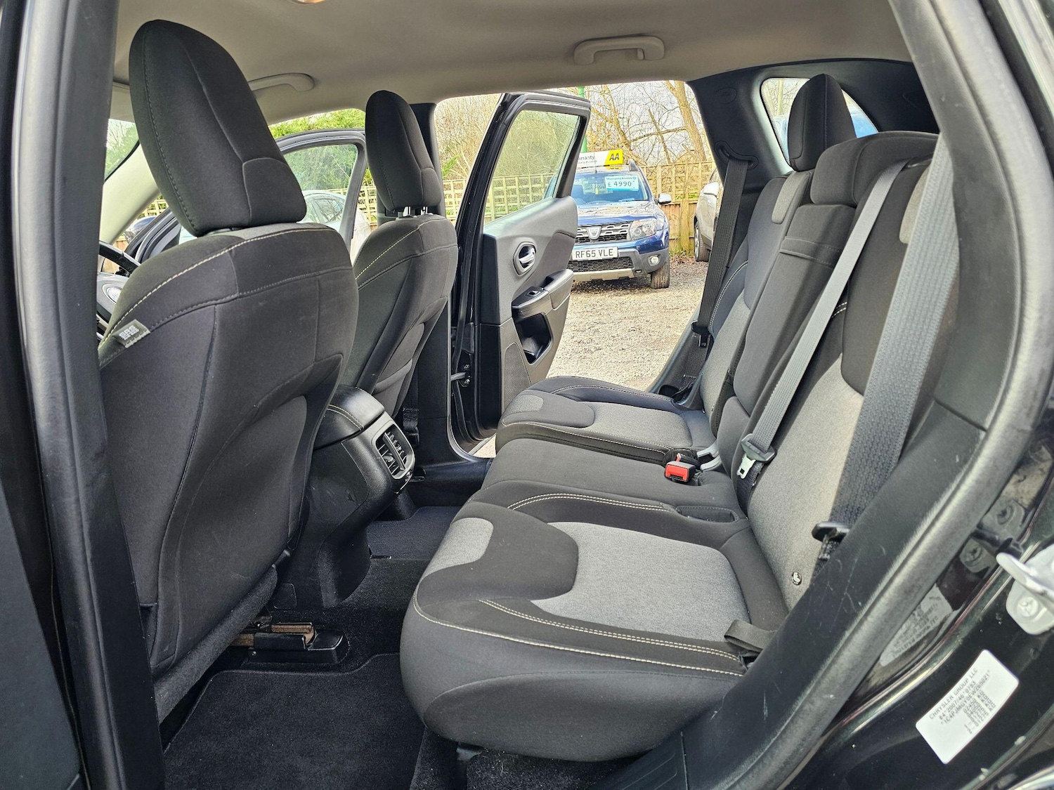 Used Jeep Cherokee 2015 for sale - 77469260: Photo 40