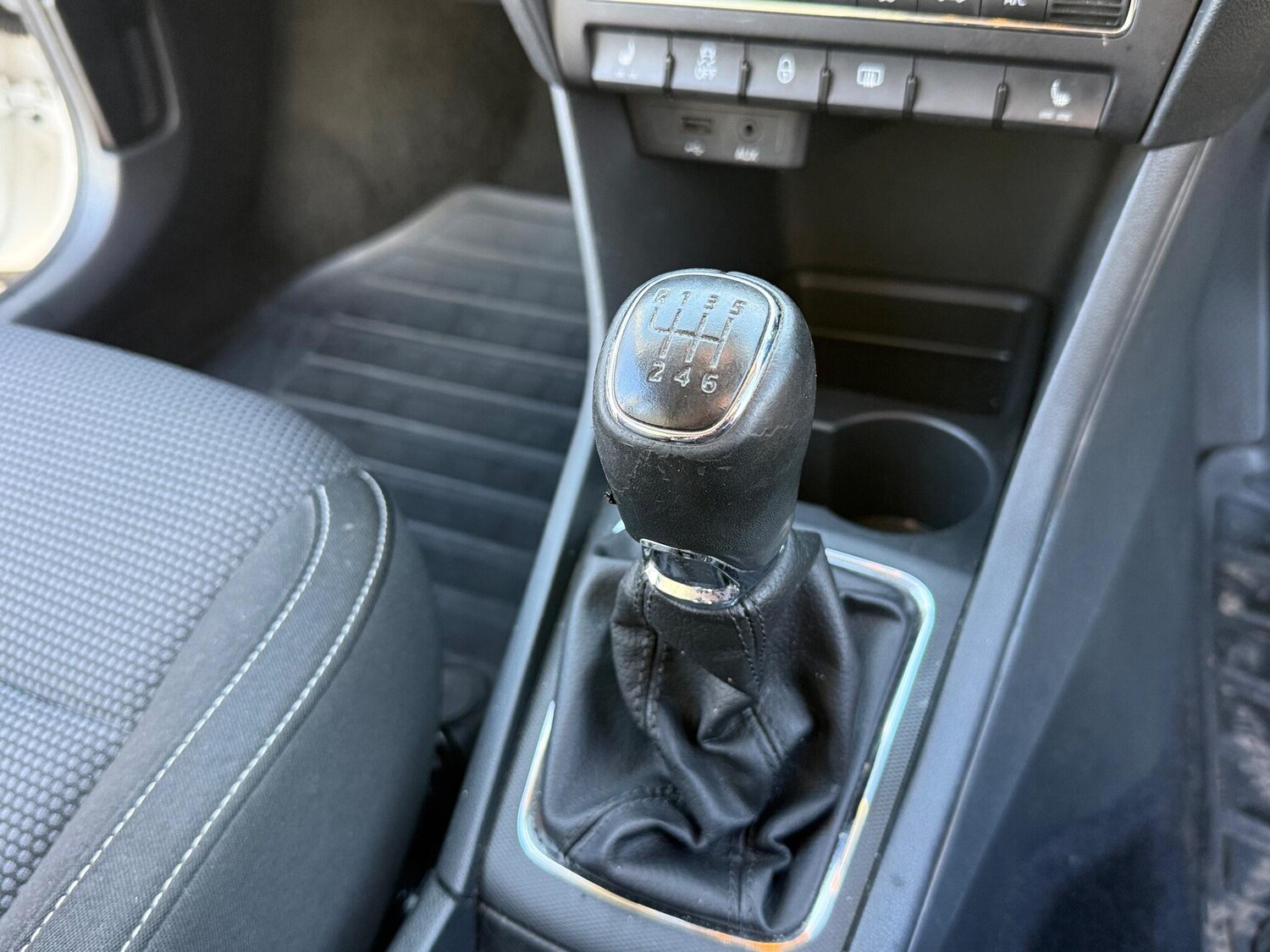 Used Skoda Rapid Spaceback 2014 for sale - 77470471: Photo 24