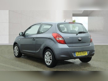 Used Hyundai i20 2012 for sale - 78661810: Photo