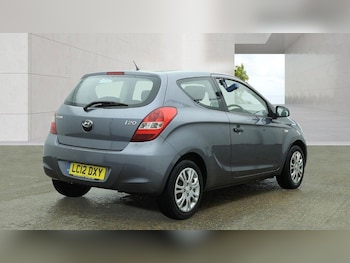 Used Hyundai i20 2012 for sale - 78661810: Photo