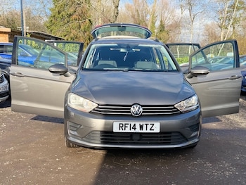Used Volkswagen Golf SV 2014 for sale - 77470475: Photo