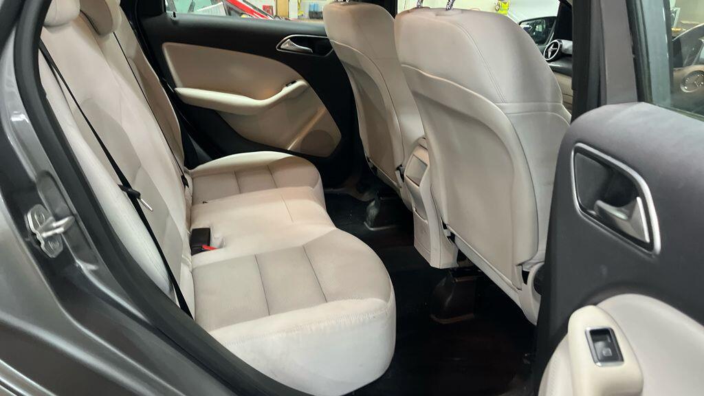 Used Mercedes-Benz B Class 2013 for sale - 77793460: Photo 13