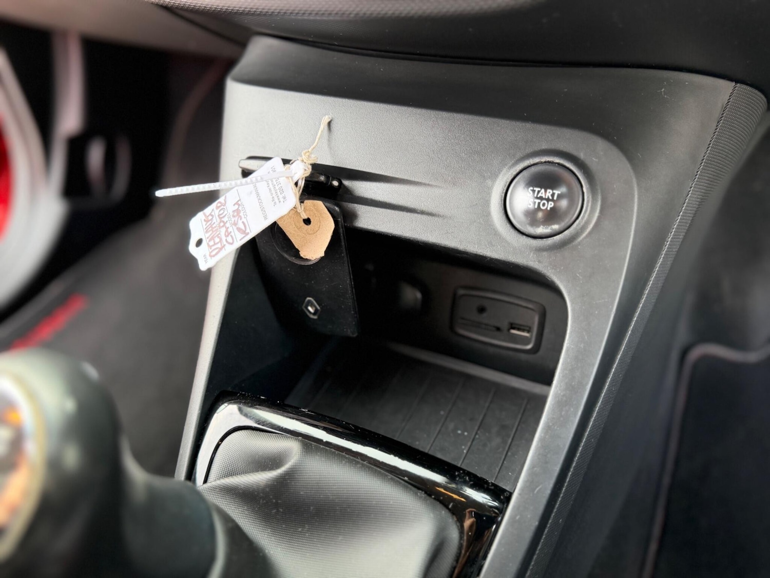 Used Renault Captur 2014 for sale - 77468625: Photo 21