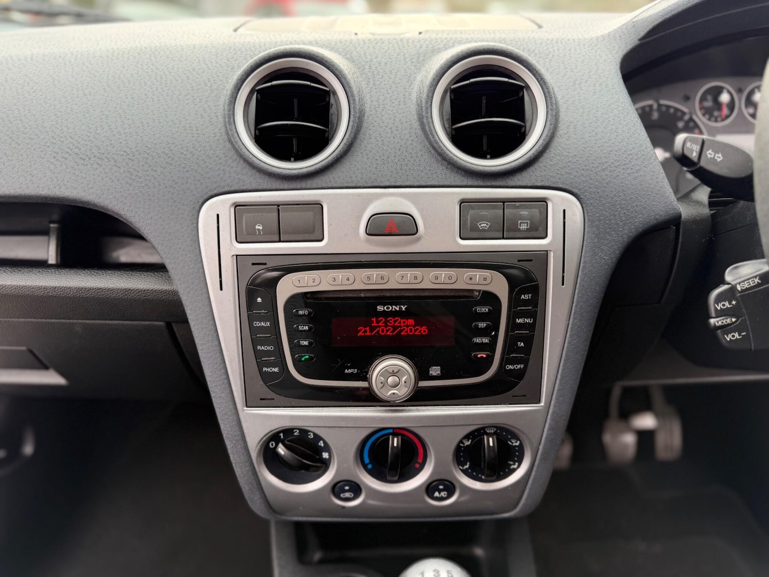 Used Ford Fusion 2009 for sale - 77575043: Photo 17