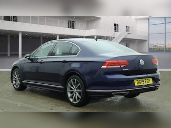 Used Volkswagen Passat 2019 for sale - 77470474: Photo