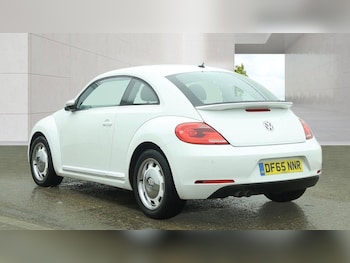 Used Volkswagen Beetle 2015 for sale - 78429914: Photo