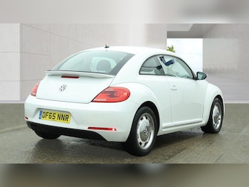 Used Volkswagen Beetle 2015 for sale - 78429914: Photo