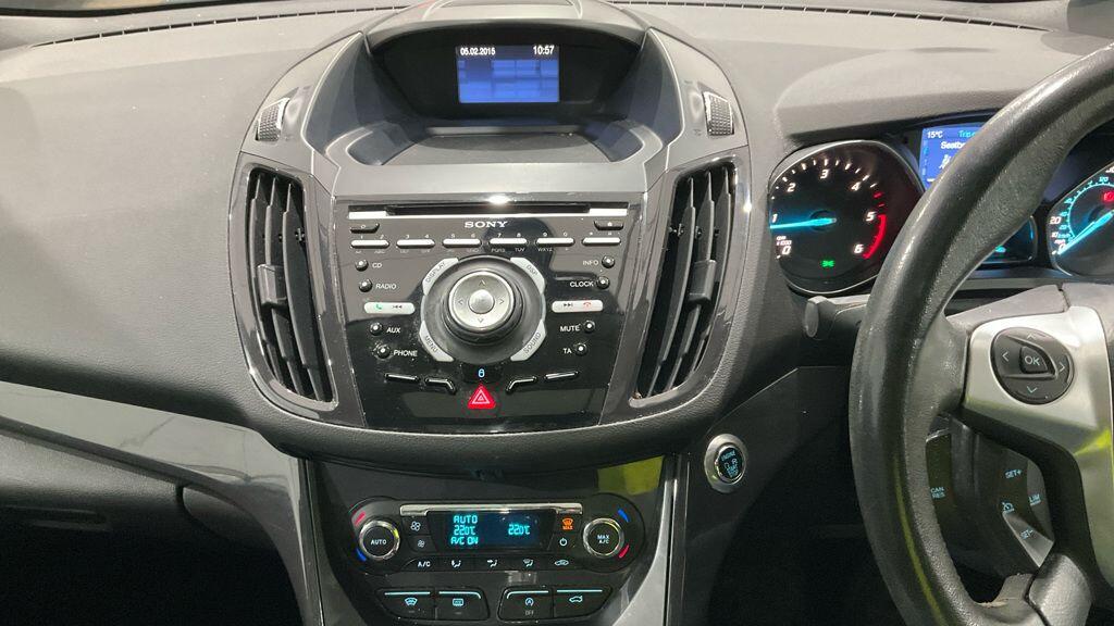 Used Ford Kuga 2015 for sale - 77470483: Photo 17