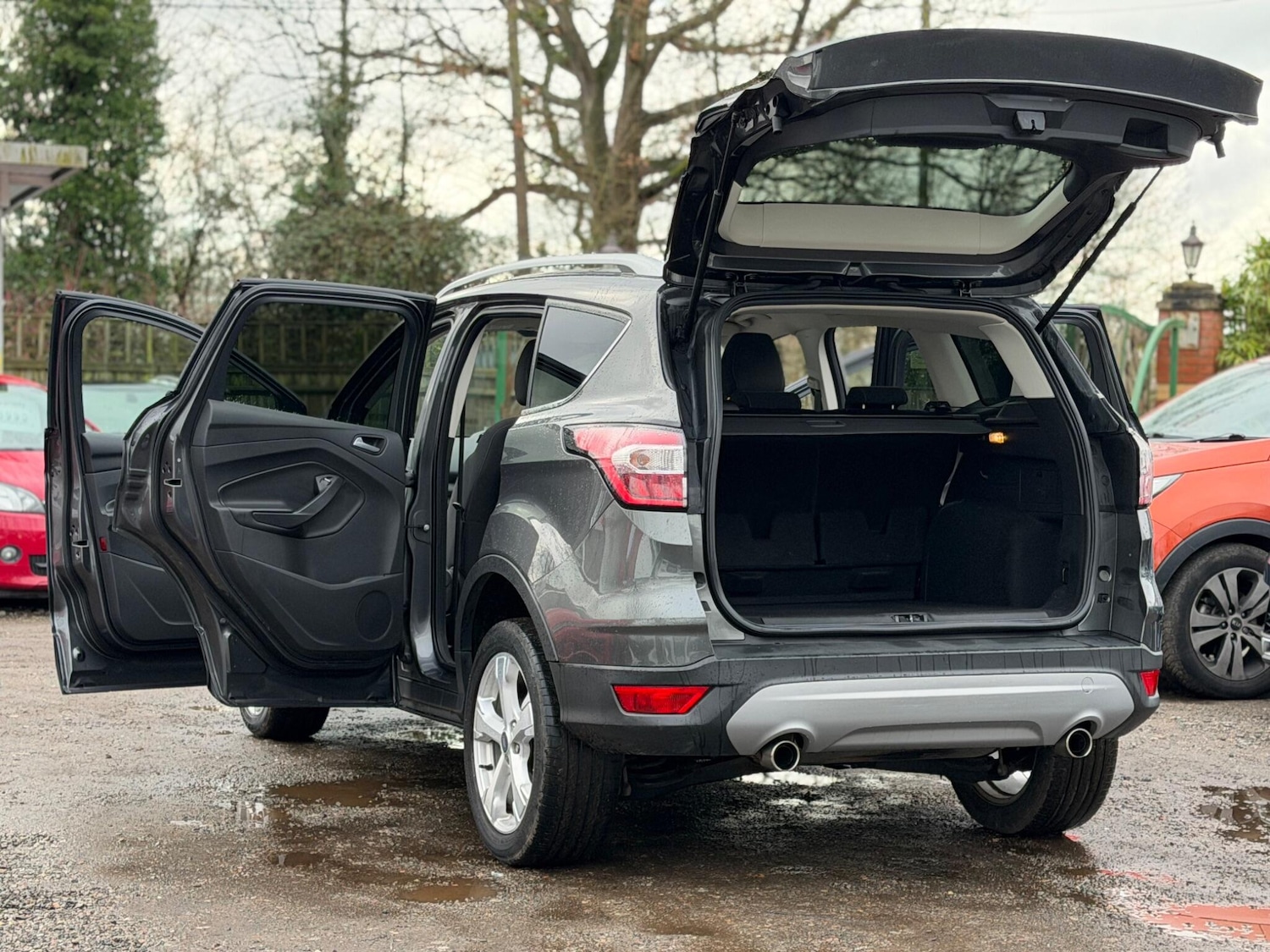 Used Ford Kuga 2017 for sale - 77470463: Photo 37