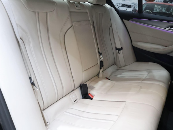 Used BMW 5 Series 2017 for sale - 76200679: Photo 11