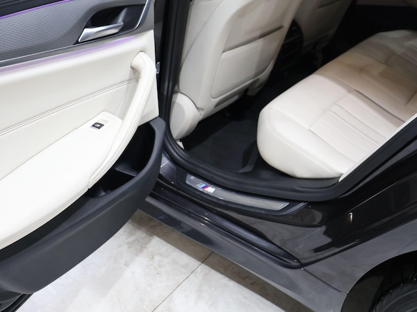 Used BMW 5 Series 2017 for sale - 76200679: Photo 19