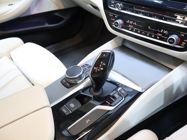 Used BMW 5 Series 2017 for sale - 76200679: Photo 26