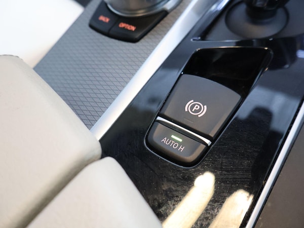 Used BMW 5 Series 2017 for sale - 76200679: Photo 29